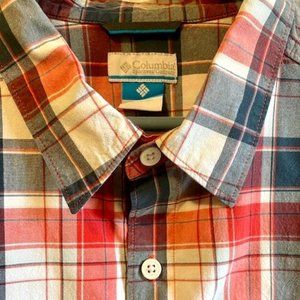 Columbia Men's Button-Down Short Sleeve Shirt